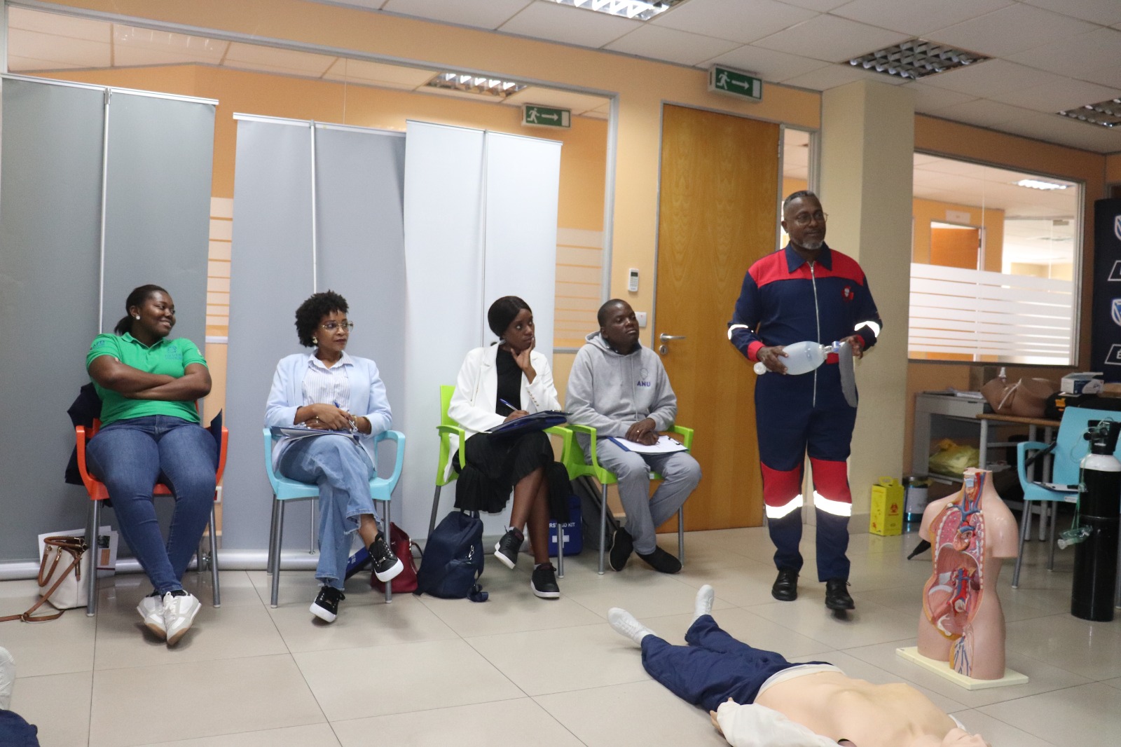 IAM e Nitidae capacitam técnicos em primeiros socorros e segurança no trabalho